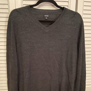 Apt. 9 Gray V-Neck Sweater